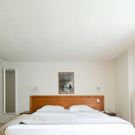 ホテル Domaine De Ramonjuan バニエール・ド・ビゴール 部屋 写真
